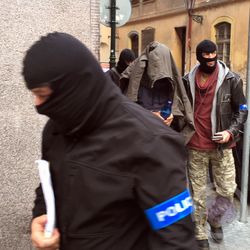 Чешская полиция наносит ответный удар
