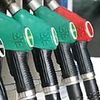 Цены на топливо в Чехии начали падать, литр Natural 95 стоит примерно 1,5 евро