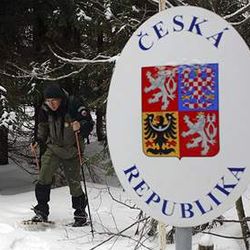 После вступления Чехии в Шенген, границы страны можно пересекать в любом месте. Агентство Европа для Вас - недвижимость в Чехии, фирмы в Чехии, вид на жительство в Чехии и Европе 